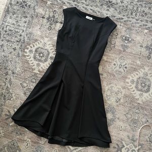 Calvin Klein Tailored Pleated Flare Office Professional Suite Black Dress Sz 2